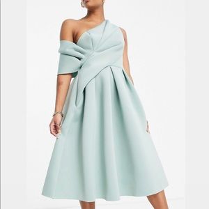 Shoulder prom midi dress